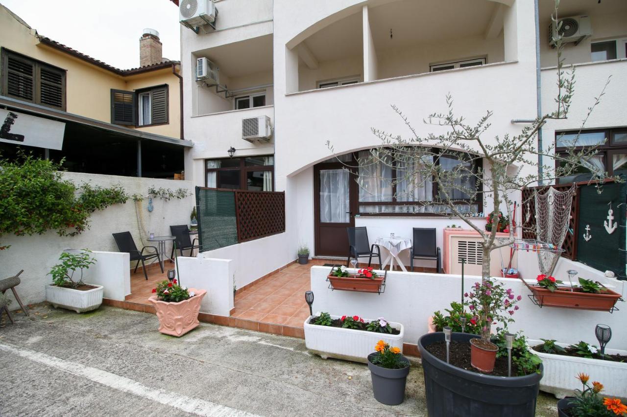 רוביני Apartment Svid מראה חיצוני תמונה