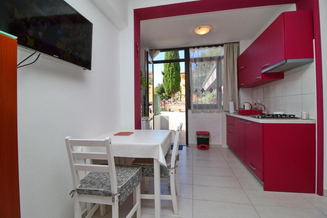 רוביני Apartment Svid מראה חיצוני תמונה