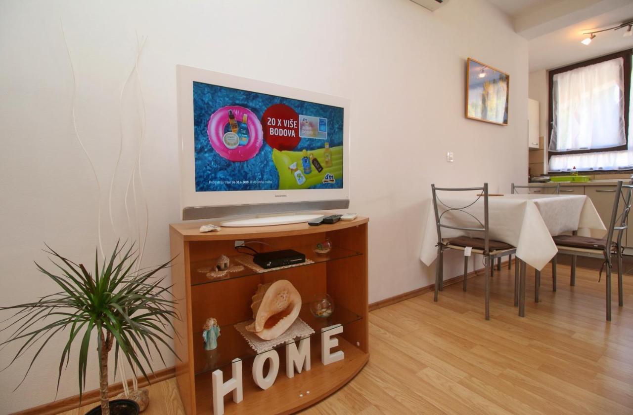 רוביני Apartment Svid מראה חיצוני תמונה