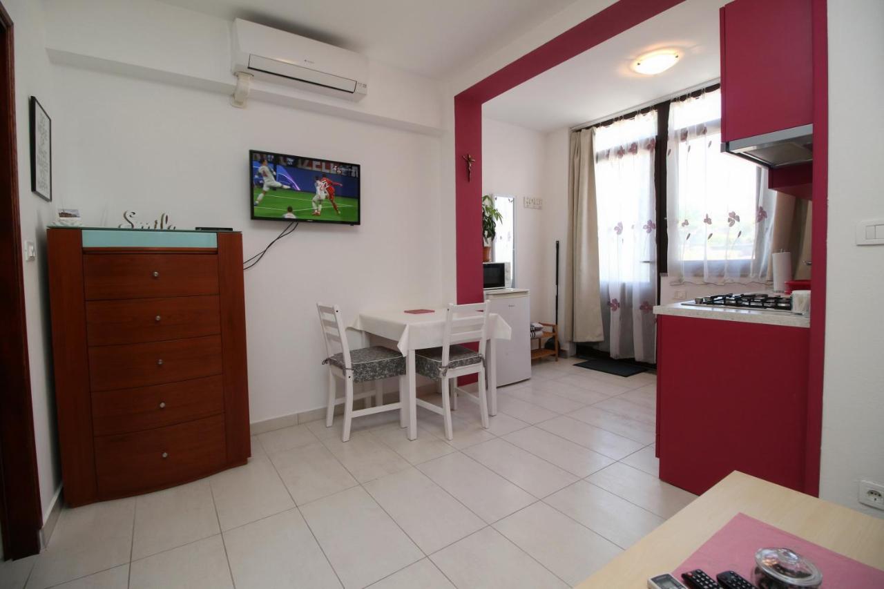רוביני Apartment Svid מראה חיצוני תמונה