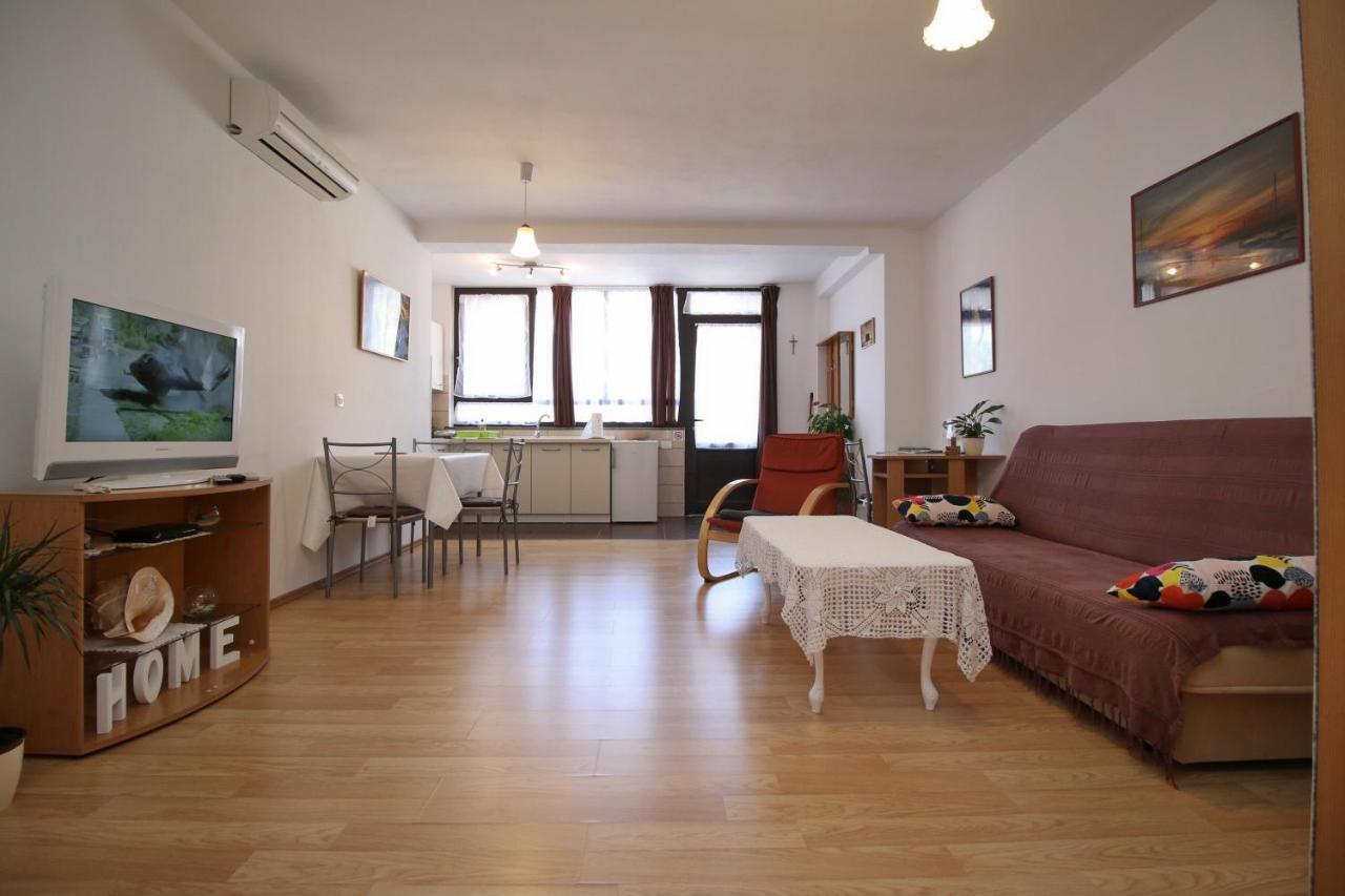 רוביני Apartment Svid מראה חיצוני תמונה